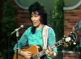 Loretta Lynn Plans New Albums